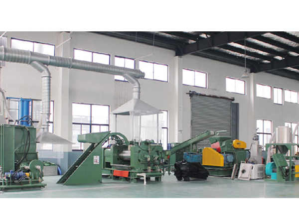 EVA、橡膠、色母密煉擠出造粒機組 EVA、橡膠、色母密煉擠出(chū)造粒機組