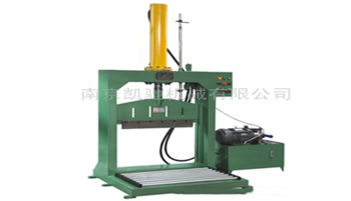 液壓單刀切膠機 液壓單刀(dāo)切膠機