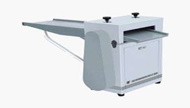 橡膠分條機 橡膠分條(tiáo)機